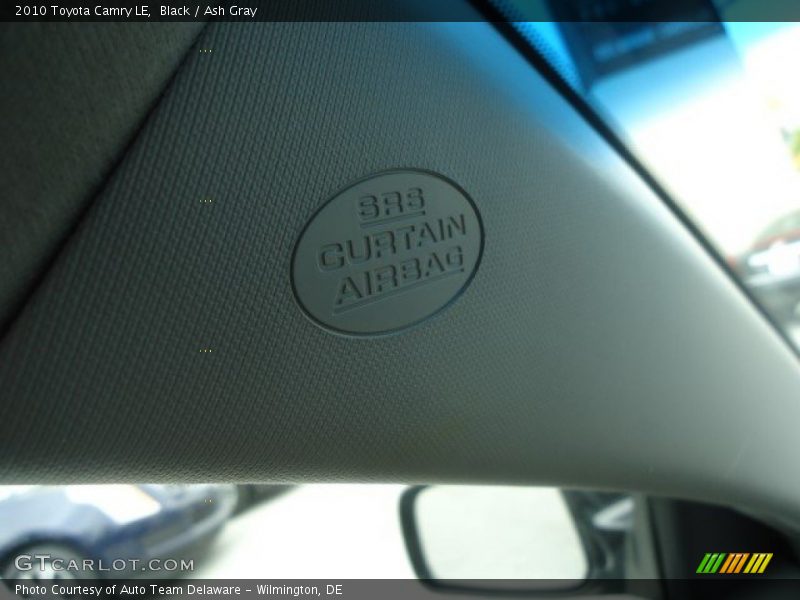 Black / Ash Gray 2010 Toyota Camry LE