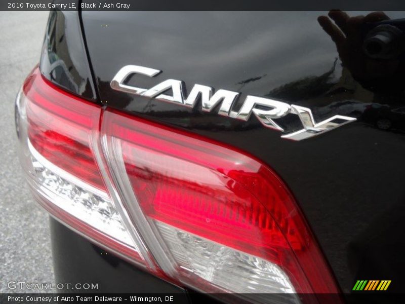 Black / Ash Gray 2010 Toyota Camry LE