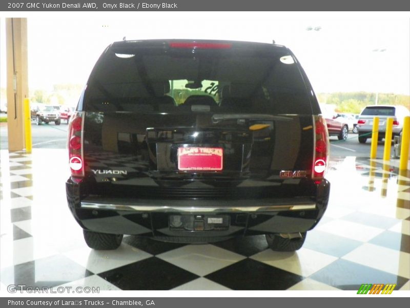 Onyx Black / Ebony Black 2007 GMC Yukon Denali AWD