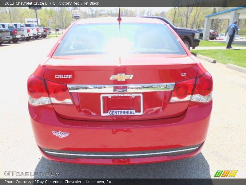 Victory Red / Jet Black 2013 Chevrolet Cruze LT/RS