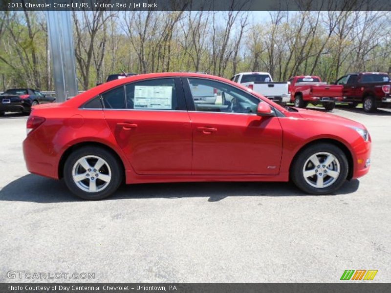 Victory Red / Jet Black 2013 Chevrolet Cruze LT/RS