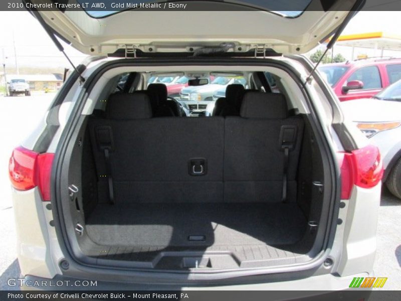 Gold Mist Metallic / Ebony 2010 Chevrolet Traverse LT AWD