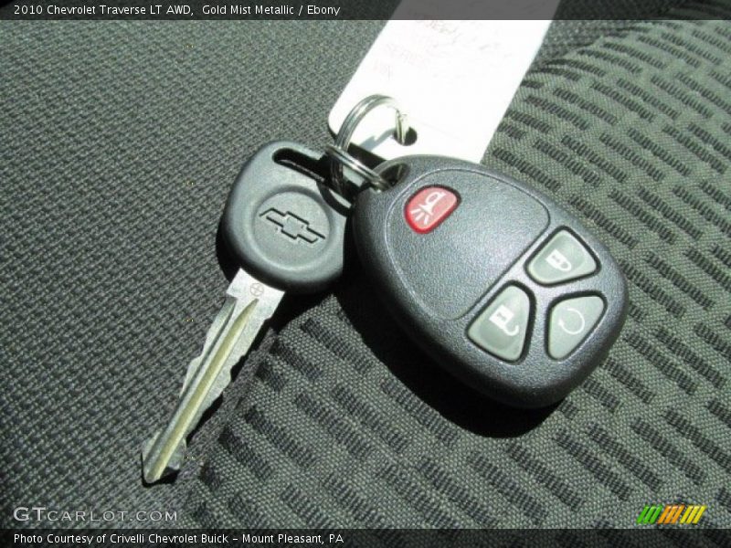 Keys of 2010 Traverse LT AWD
