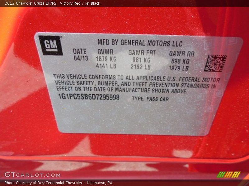 Victory Red / Jet Black 2013 Chevrolet Cruze LT/RS
