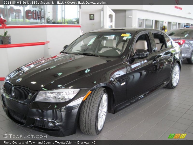 Front 3/4 View of 2011 3 Series 335d Sedan