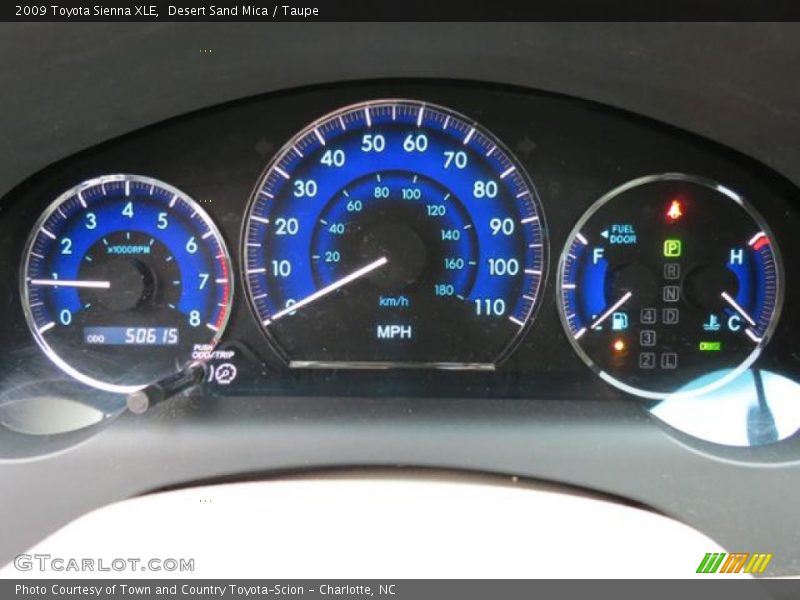 Desert Sand Mica / Taupe 2009 Toyota Sienna XLE