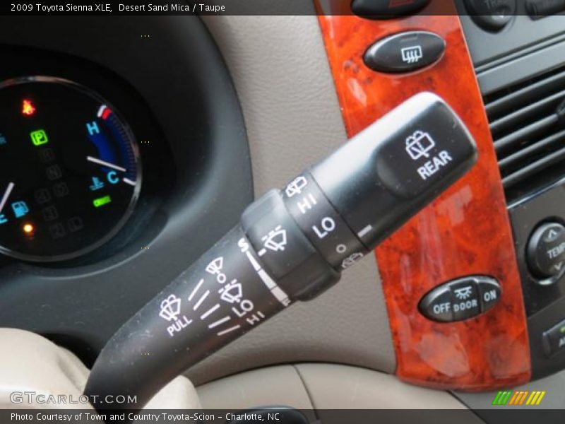 Desert Sand Mica / Taupe 2009 Toyota Sienna XLE