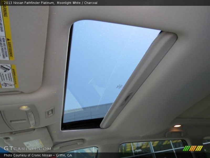 Moonlight White / Charcoal 2013 Nissan Pathfinder Platinum
