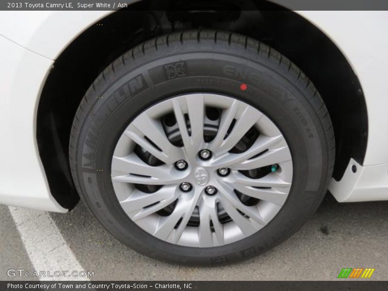 Super White / Ash 2013 Toyota Camry LE