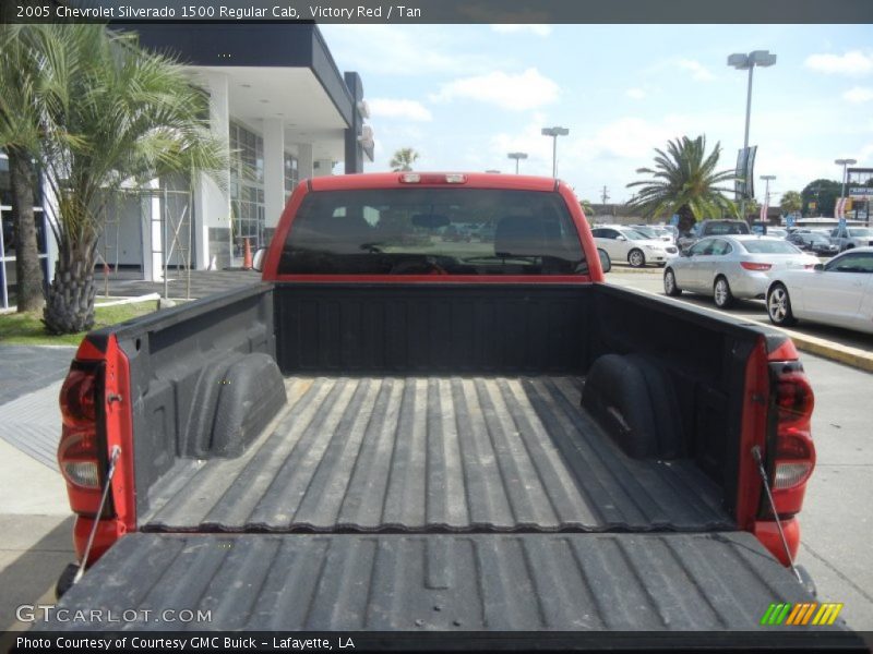 Victory Red / Tan 2005 Chevrolet Silverado 1500 Regular Cab