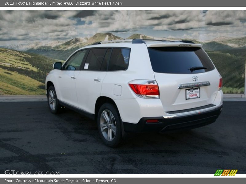 Blizzard White Pearl / Ash 2013 Toyota Highlander Limited 4WD