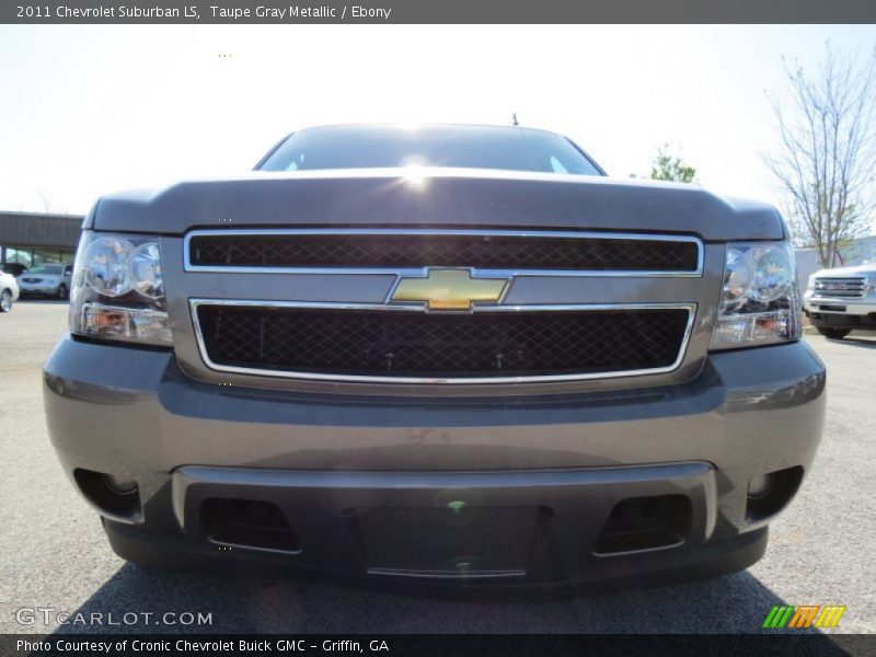 Taupe Gray Metallic / Ebony 2011 Chevrolet Suburban LS