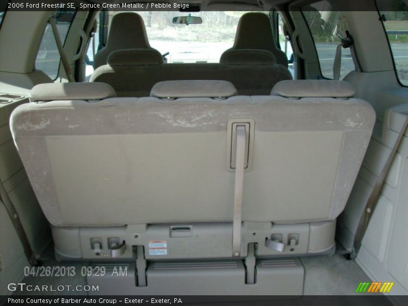 Spruce Green Metallic / Pebble Beige 2006 Ford Freestar SE