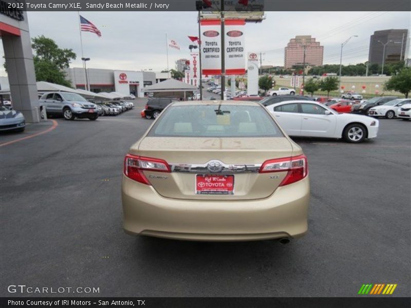 Sandy Beach Metallic / Ivory 2012 Toyota Camry XLE