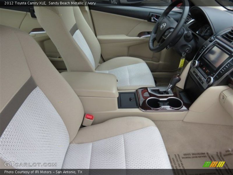 Sandy Beach Metallic / Ivory 2012 Toyota Camry XLE