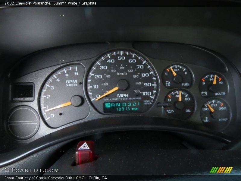 Summit White / Graphite 2002 Chevrolet Avalanche