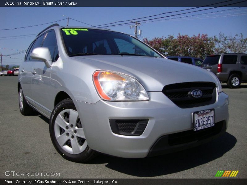 Bright Silver / Gray 2010 Kia Rondo LX