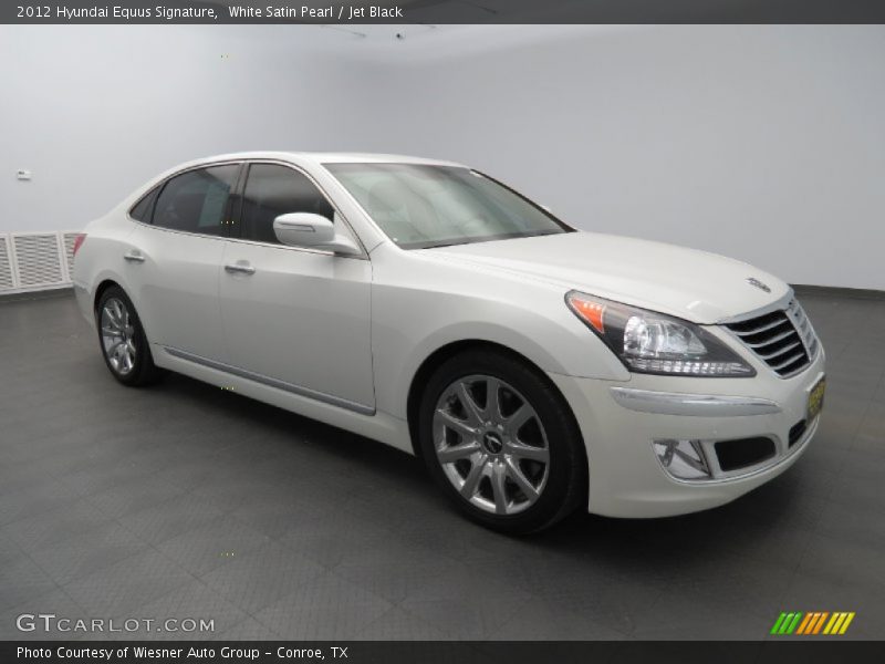 Front 3/4 View of 2012 Equus Signature