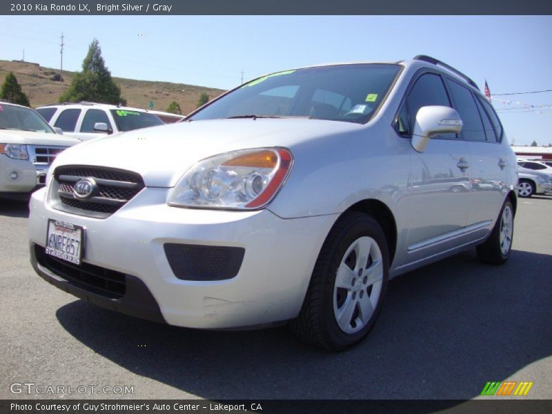 Bright Silver / Gray 2010 Kia Rondo LX