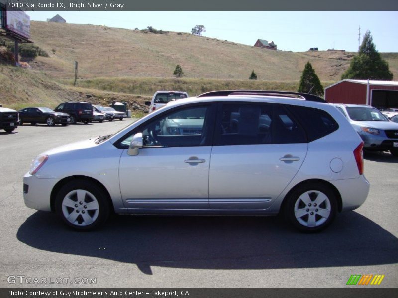 Bright Silver / Gray 2010 Kia Rondo LX