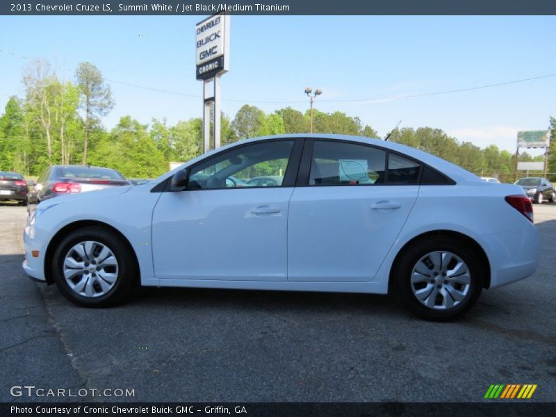 Summit White / Jet Black/Medium Titanium 2013 Chevrolet Cruze LS