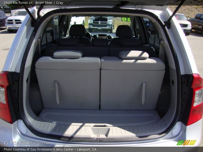 Bright Silver / Gray 2010 Kia Rondo LX