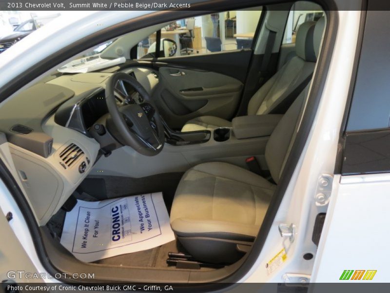 Front Seat of 2013 Volt 