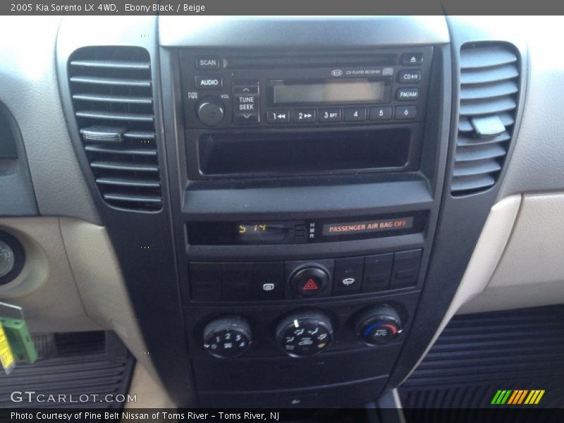 Controls of 2005 Sorento LX 4WD