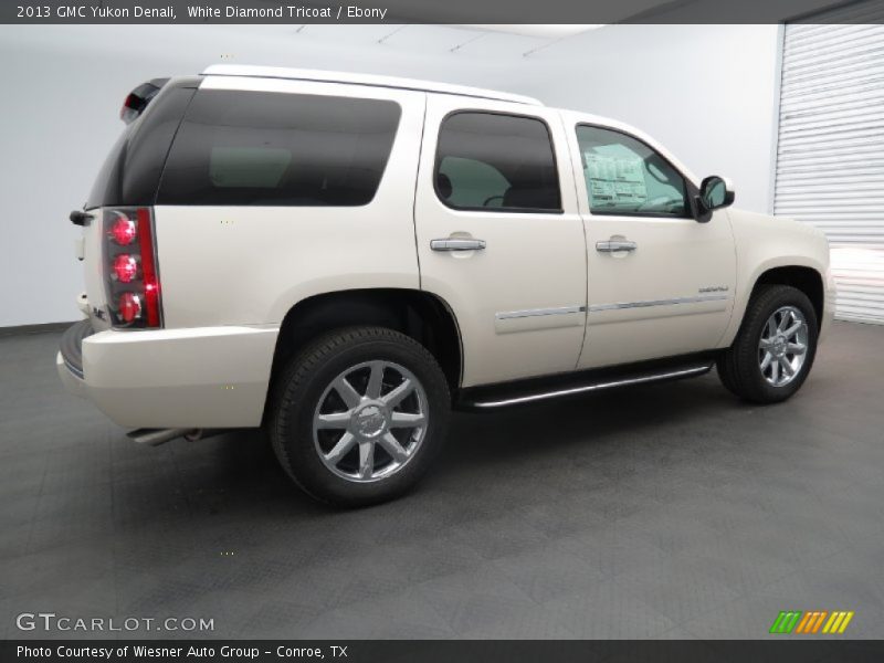 White Diamond Tricoat / Ebony 2013 GMC Yukon Denali