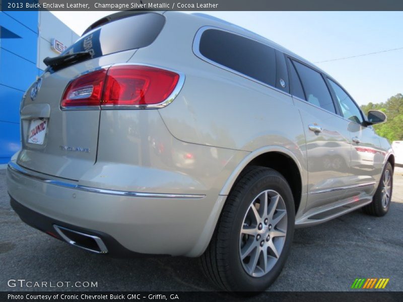 Champagne Silver Metallic / Cocoa Leather 2013 Buick Enclave Leather