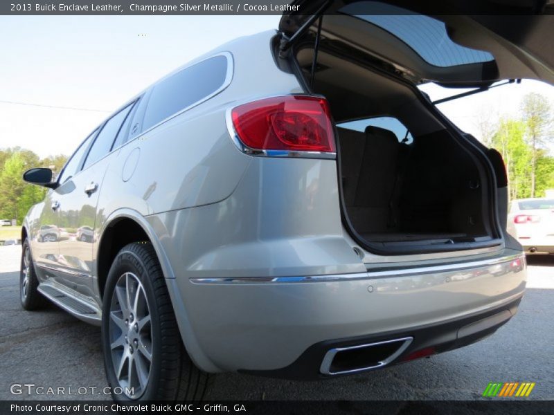 Champagne Silver Metallic / Cocoa Leather 2013 Buick Enclave Leather