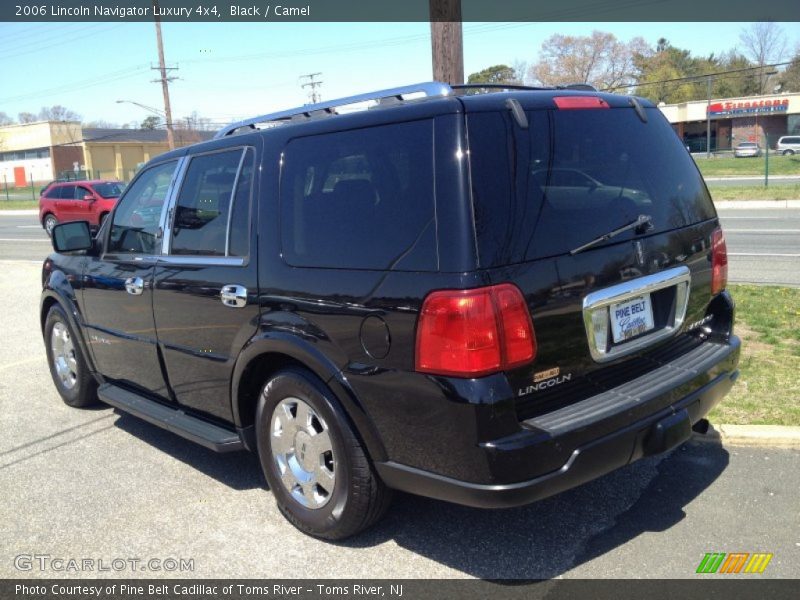 Black / Camel 2006 Lincoln Navigator Luxury 4x4