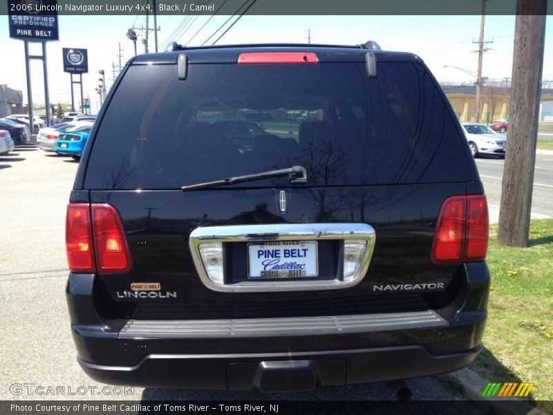 Black / Camel 2006 Lincoln Navigator Luxury 4x4