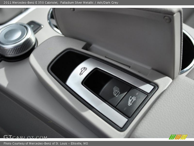 Controls of 2011 E 350 Cabriolet