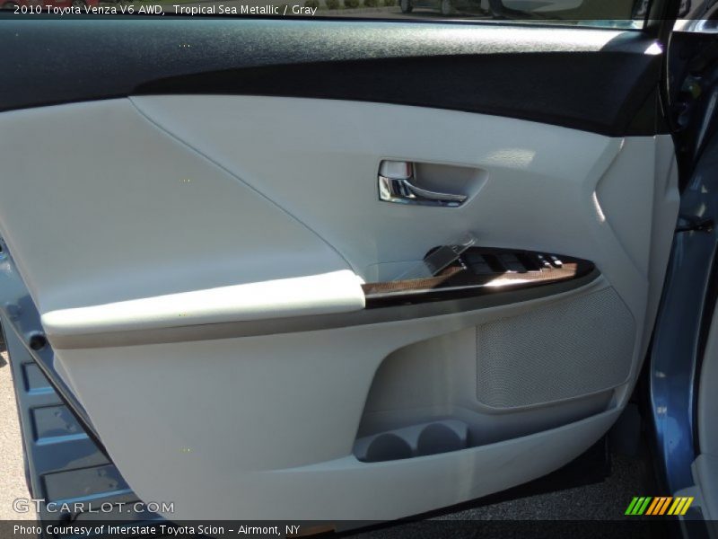 Tropical Sea Metallic / Gray 2010 Toyota Venza V6 AWD