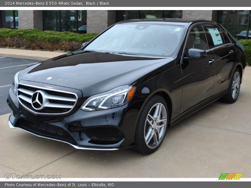 Front 3/4 View of 2014 E 550 4Matic Sedan