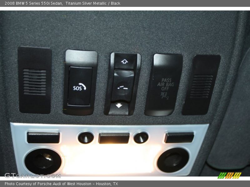Controls of 2008 5 Series 550i Sedan