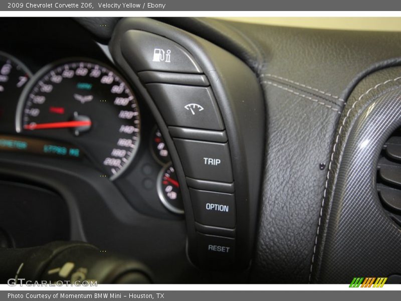 Controls of 2009 Corvette Z06
