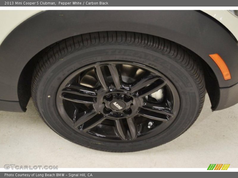 Pepper White / Carbon Black 2013 Mini Cooper S Clubman