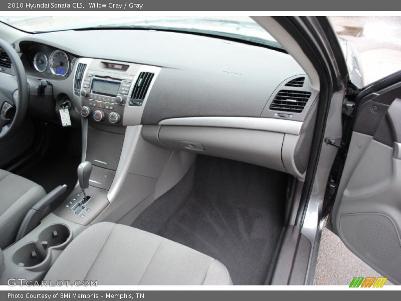 Willow Gray / Gray 2010 Hyundai Sonata GLS
