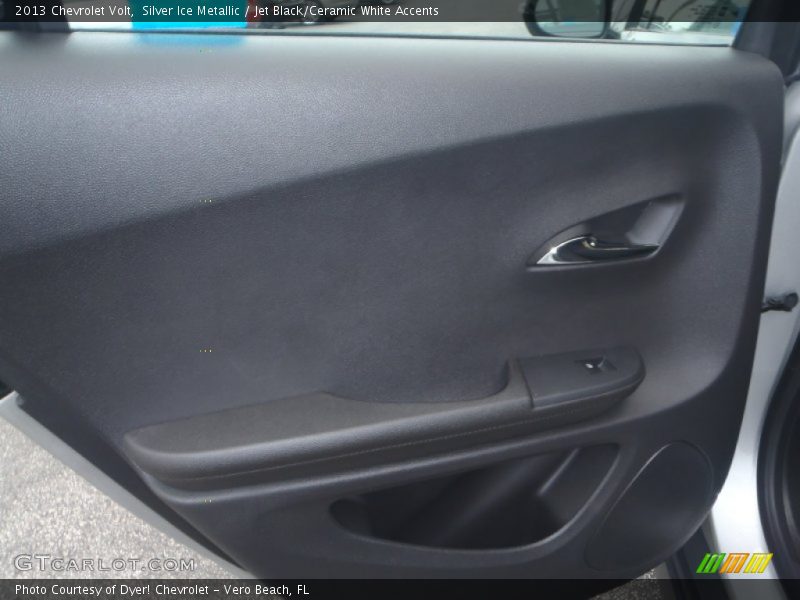 Silver Ice Metallic / Jet Black/Ceramic White Accents 2013 Chevrolet Volt