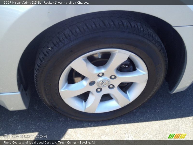 Radiant Silver Metallic / Charcoal 2007 Nissan Altima 3.5 SL