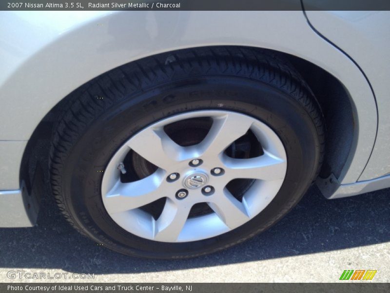 Radiant Silver Metallic / Charcoal 2007 Nissan Altima 3.5 SL