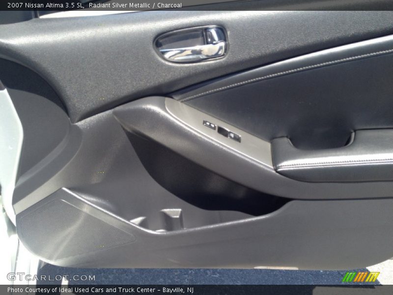 Radiant Silver Metallic / Charcoal 2007 Nissan Altima 3.5 SL
