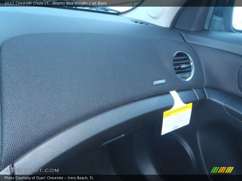 Atlantis Blue Metallic / Jet Black 2013 Chevrolet Cruze LT