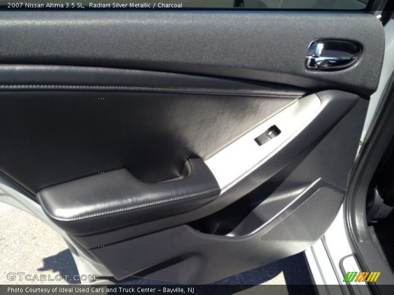 Radiant Silver Metallic / Charcoal 2007 Nissan Altima 3.5 SL