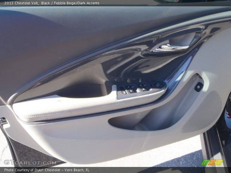 Black / Pebble Beige/Dark Accents 2013 Chevrolet Volt
