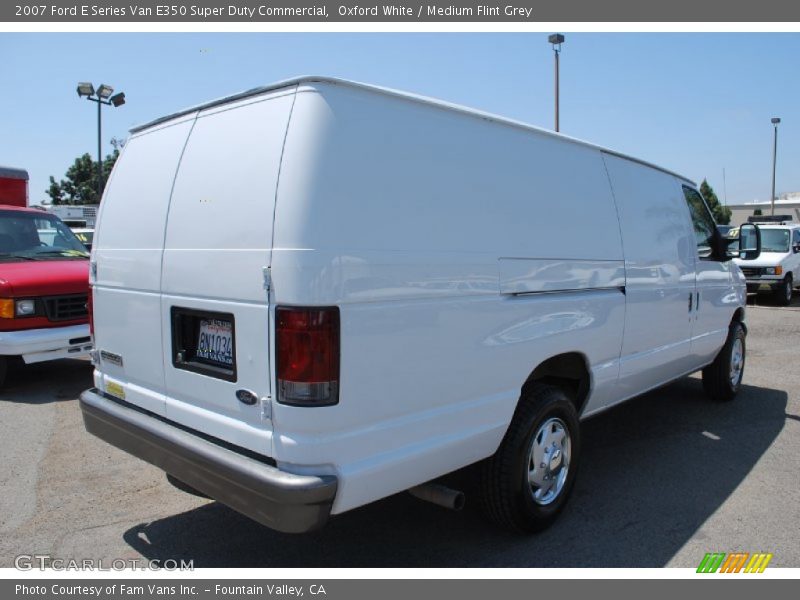 Oxford White / Medium Flint Grey 2007 Ford E Series Van E350 Super Duty Commercial