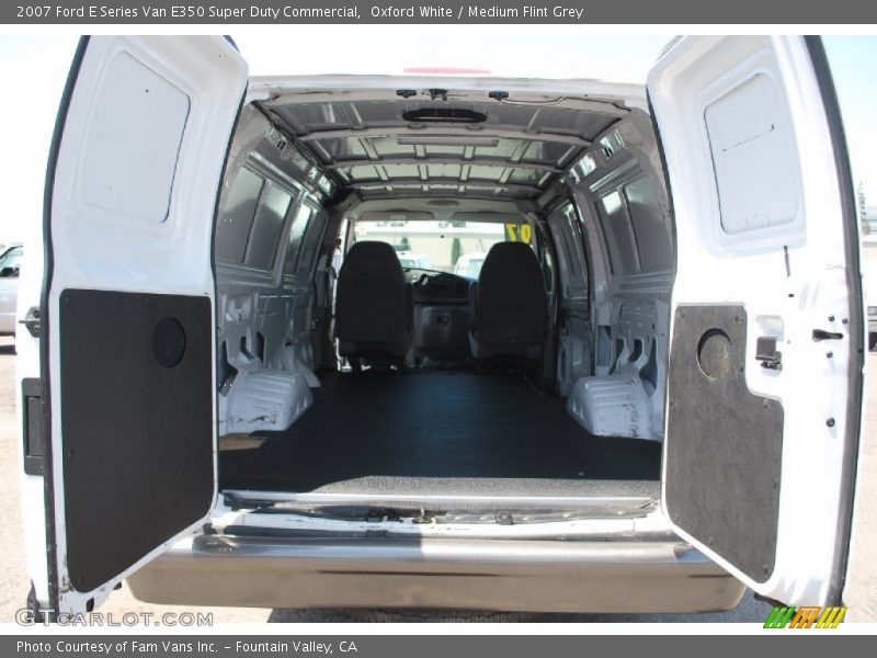 Oxford White / Medium Flint Grey 2007 Ford E Series Van E350 Super Duty Commercial