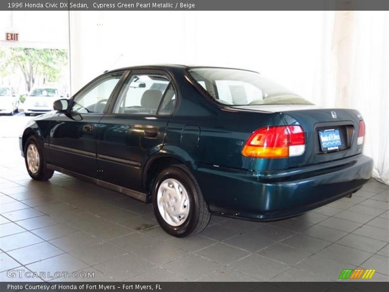 Cypress Green Pearl Metallic / Beige 1996 Honda Civic DX Sedan